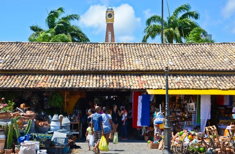 Limpeza dos mercados centrais e praias impressiona turistas em Aracaju