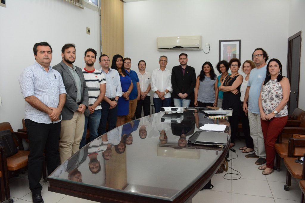 Reunião aborda revisão do plano diretor para Estância e São Cristóvão
