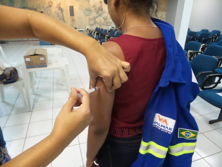 Saúde protege trabalhadores do aeroporto de Aracaju contra o sarampo