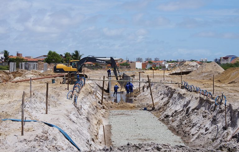 Obra na Zona de Expansão reforça drenagem e amplia mobilidade