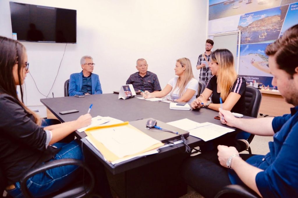 Prefeito Marcos Santana discute projetos com secretário estadual de turismo