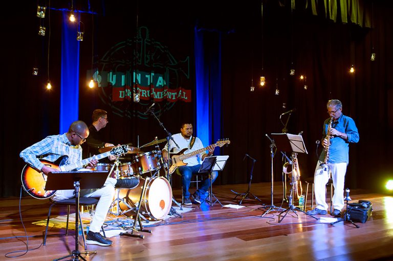 Quinta Instrumental: público pede bis na apresentação do Quarteto Club do Jazz