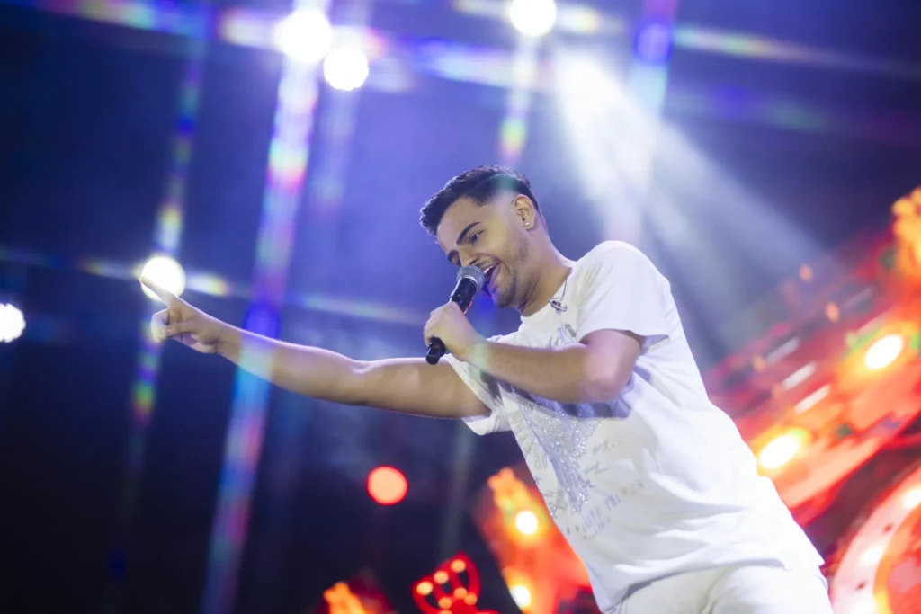 Gustavo Mioto comanda noite no Arraiá do Povo e Heitor Costa é uma das atrações na abertura do Arrastapé do 18