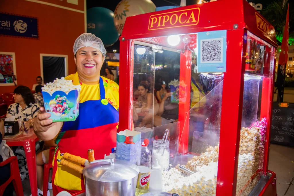 Comerciantes e ambulantes comemoram boas vendas e destacam impacto econômico da Vila do Forró