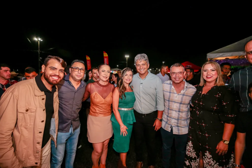 Governador Fábio participa do Festival da Mandioca e do Forró Siri