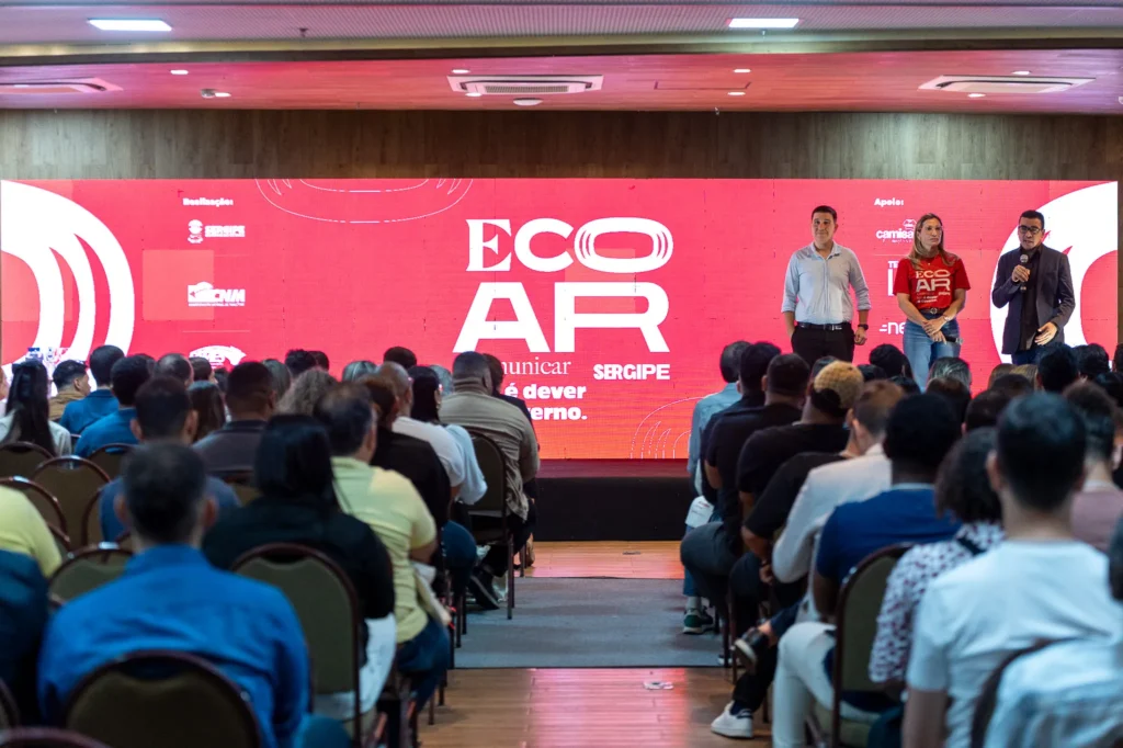 Evento em parceria com o Governo debate comunicação pública e transparência das informações