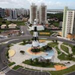 Farol da Farolândia sofre com abandono e vandalismo em Aracaju