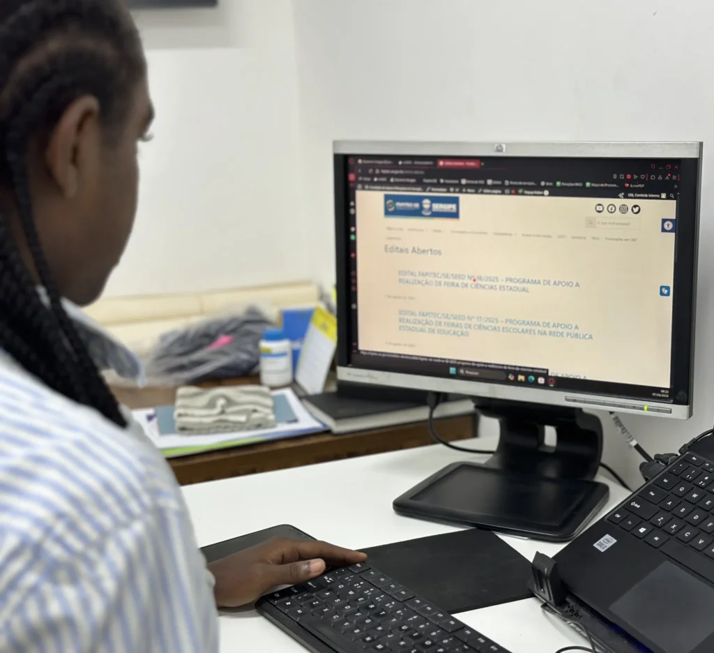 Fapitec/SE abre dois editais para a realização de feiras científicas na rede pública