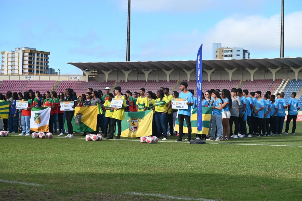 Abertura da 1ª Copa Serigy de Futebol Amador é marcada por festa e incentivo ao futebol feminino