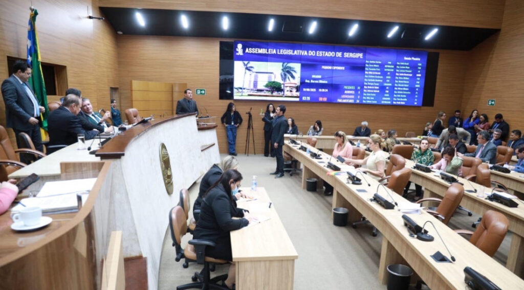 Assembleia aprova projeto que acelera promoções e amplia vagas na Polícia Militar de Sergipe