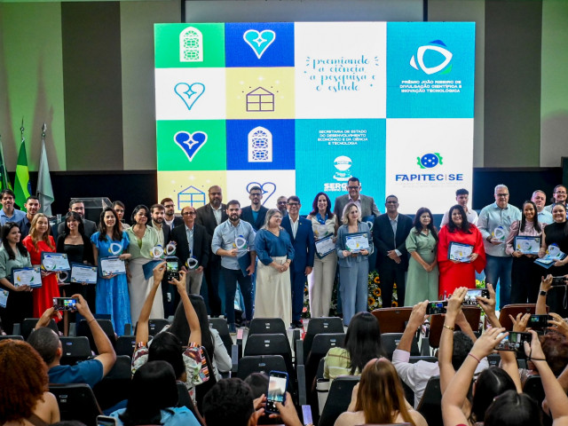 Prêmio João Ribeiro distribui R$ 91,3 mil e destaca 22 iniciativas científicas em Sergipe