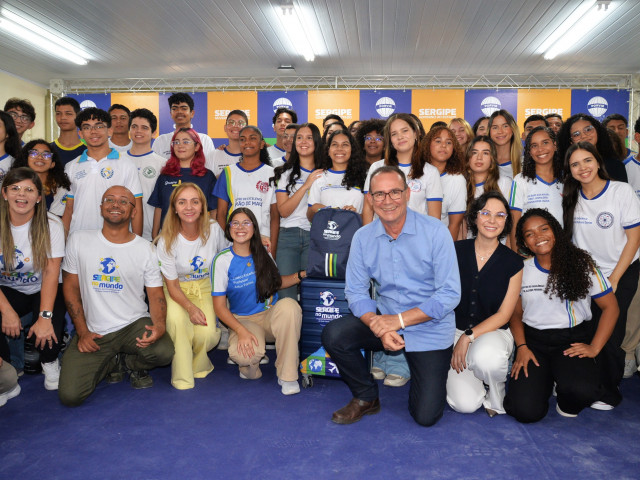 Segunda turma do Sergipe no Mundo recebe 50 kits de viagem