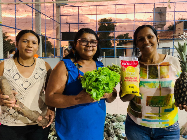 Seasic entrega 5 toneladas de alimentos à comunidade Kariri Xocó em Porto da Folha