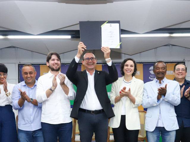Lei garante abono do Fundef a mais de 18 mil professores da rede estadual de Sergipe