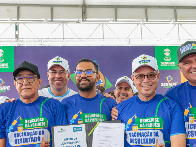 Governo de Sergipe lança vacinação contra brucelose e anuncia obras em Ribeirópolis