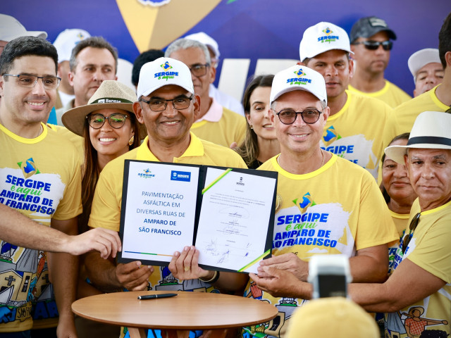 Mitidieri leva “Sergipe é Aqui” a Amparo do São Francisco e anuncia novas obras e programas sociais