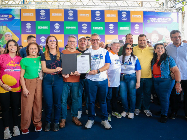 Governo lança “CNH Caminhoneiro” e anuncia reforma no setor de imagem do Hospital Regional de Itabaiana