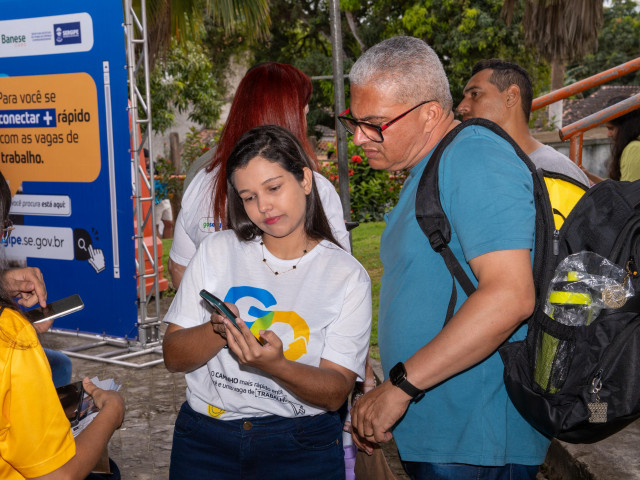 Mutirão do Emprego abre 338 vagas para atuação na Fafen em Maruim