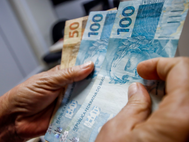 Sergipe suspende novas despesas e exige renegociação de contratos para manter equilíbrio fiscal