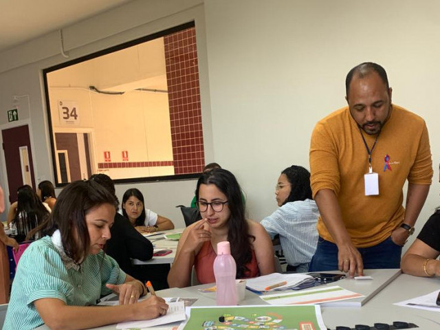 Oficinas do Plano Estadual de Apoio Técnico reúnem profissionais do Suas em Aracaju
