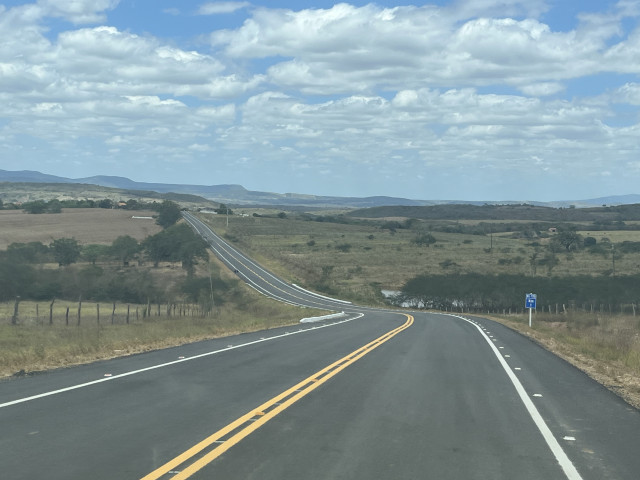 Primeiros 6 km da Rodovia SE-175 são entregues e impulsionam a “Rota do Leite” em Gararu
