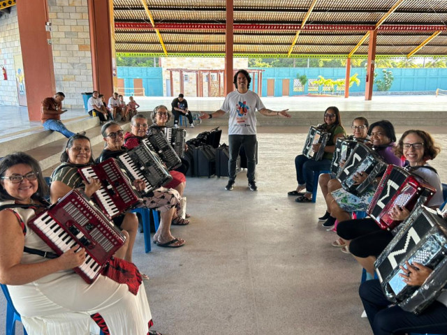Projeto “Sanfoneiras de Sergipe” inicia aulas gratuitas e amplia presença feminina no forró