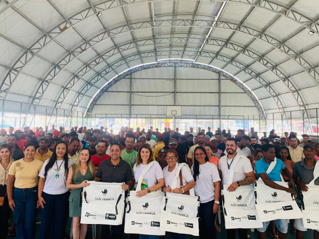 Programa Mão Amiga Laranja entrega 362 sacolas e inclui 82 novos beneficiários em Cristinápolis