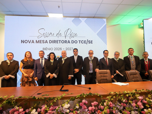 Governador participa da posse da nova Mesa Diretora do TCE-SE para o biênio 2026/2027