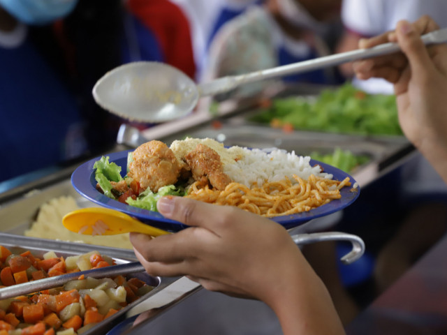 Educação de Sergipe lança chamada pública de R$ 1,04 milhão para comprar alimentos da agricultura familiar