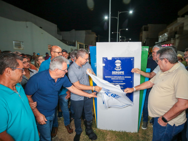 Governo de Sergipe entrega avenida Aroaldo Chagas revitalizada em Carira