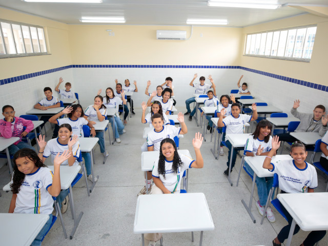 Rede estadual retoma aulas em 2 de fevereiro com escolas reformadas e mais salas climatizadas