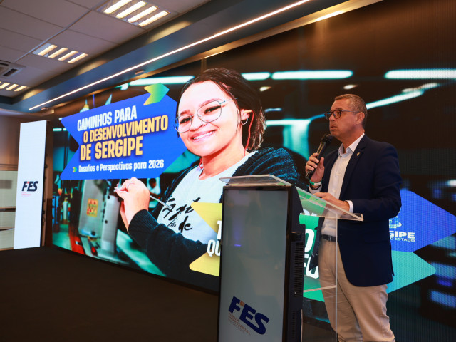 Fábio Mitidieri detalha avanços de Sergipe a empresários durante fórum em Aracaju