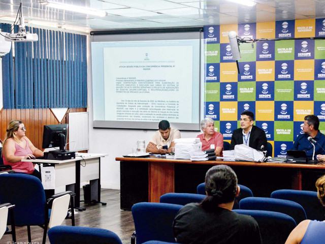 Governo de Sergipe realiza 1ª sessão da licitação para a construção da Adutora do Leite