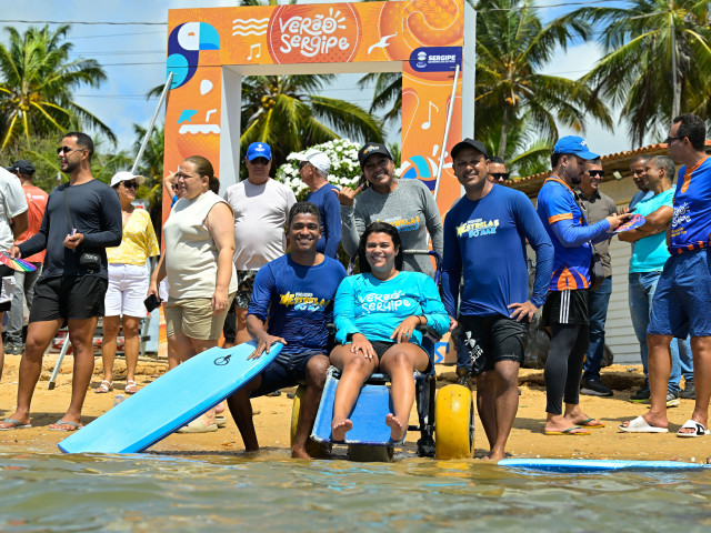 Estreia de aquathlon e águas abertas anima segundo dia do Verão Sergipe em Ponta dos Mangues