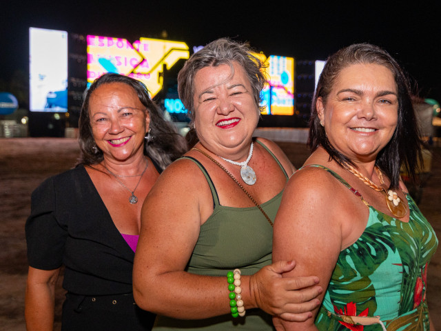Verão Sergipe 2026 reúne famílias e impulsiona comércio na Praia do Abaís