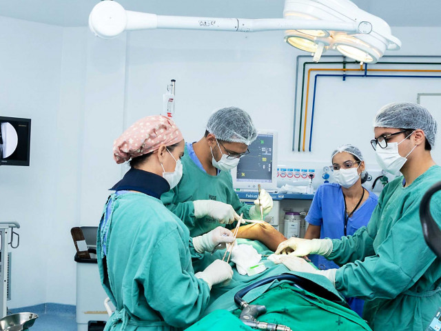 Huse realiza mais de 3,3 mil cirurgias ortopédicas em 2025 e reforça referência estadual