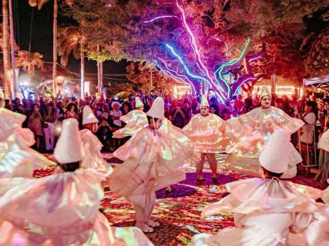 Sergipanidade toma conta da segunda noite do Festival SE Mapping na Praça Fausto Cardoso
