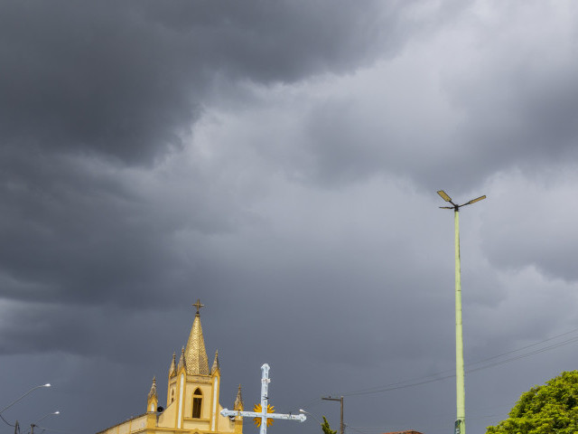 Sergipe segue em estado de atenção para chuvas fracas a moderadas até sábado, 4 de abril