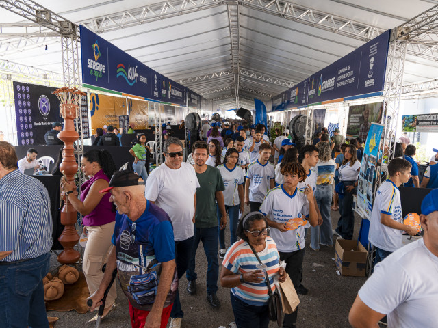 Caravana “Sergipe é Aqui” oferece mais de 160 serviços em Itabaiana juntamente com mutirão do Opera Sergipe