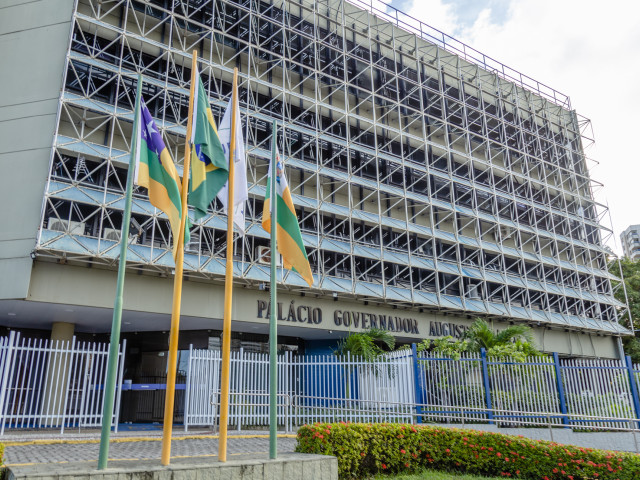 Ponto facultativo em 20 de abril altera funcionamento de órgãos estaduais em Sergipe