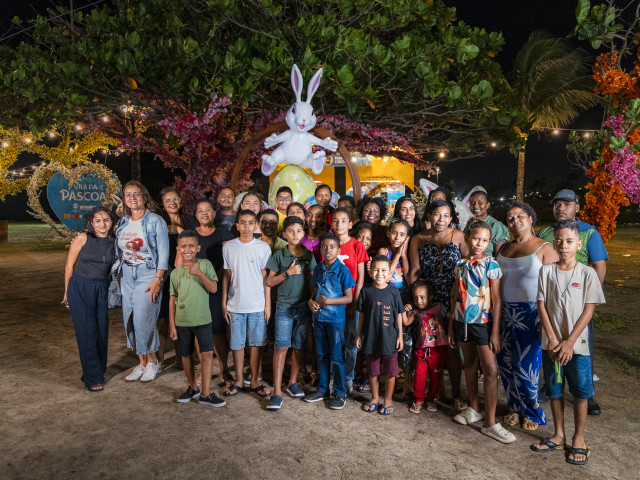 Vila da Páscoa anima Orla da Atalaia até 26 de abril com atrações para toda a família