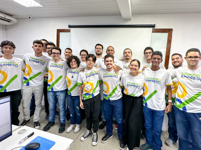 Sergipe lidera o Nordeste na contratação de jovens aprendizes e prepara mutirão de empregos em junho