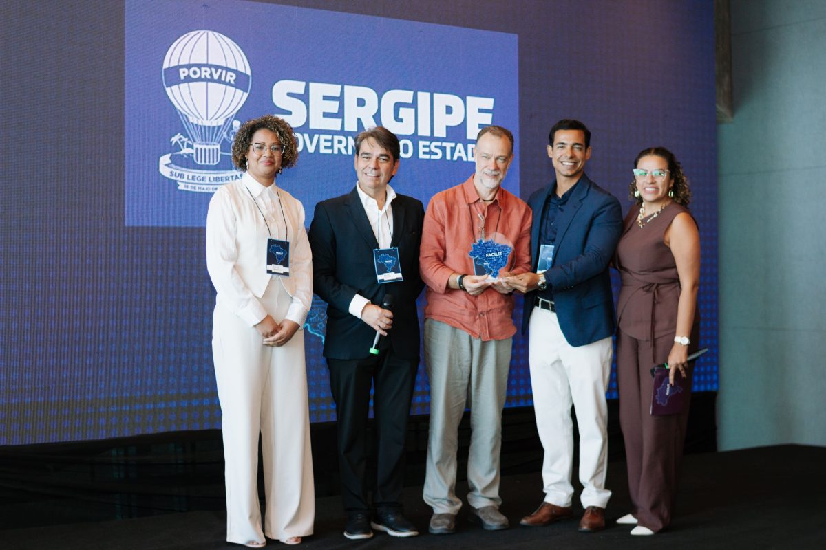 Governo de Sergipe é reconhecido com prêmio por gestão transparente e acessível