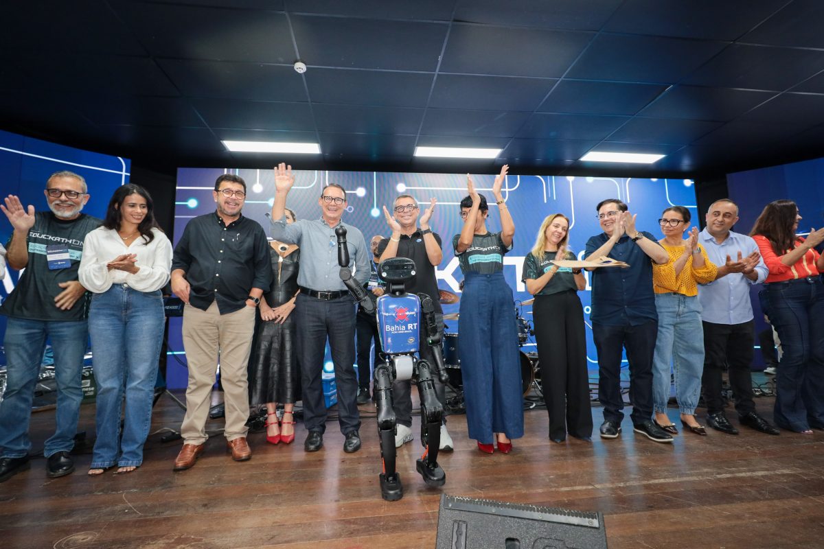 Governo de Sergipe premia estudantes na maior feira tecnológica da rede estadual