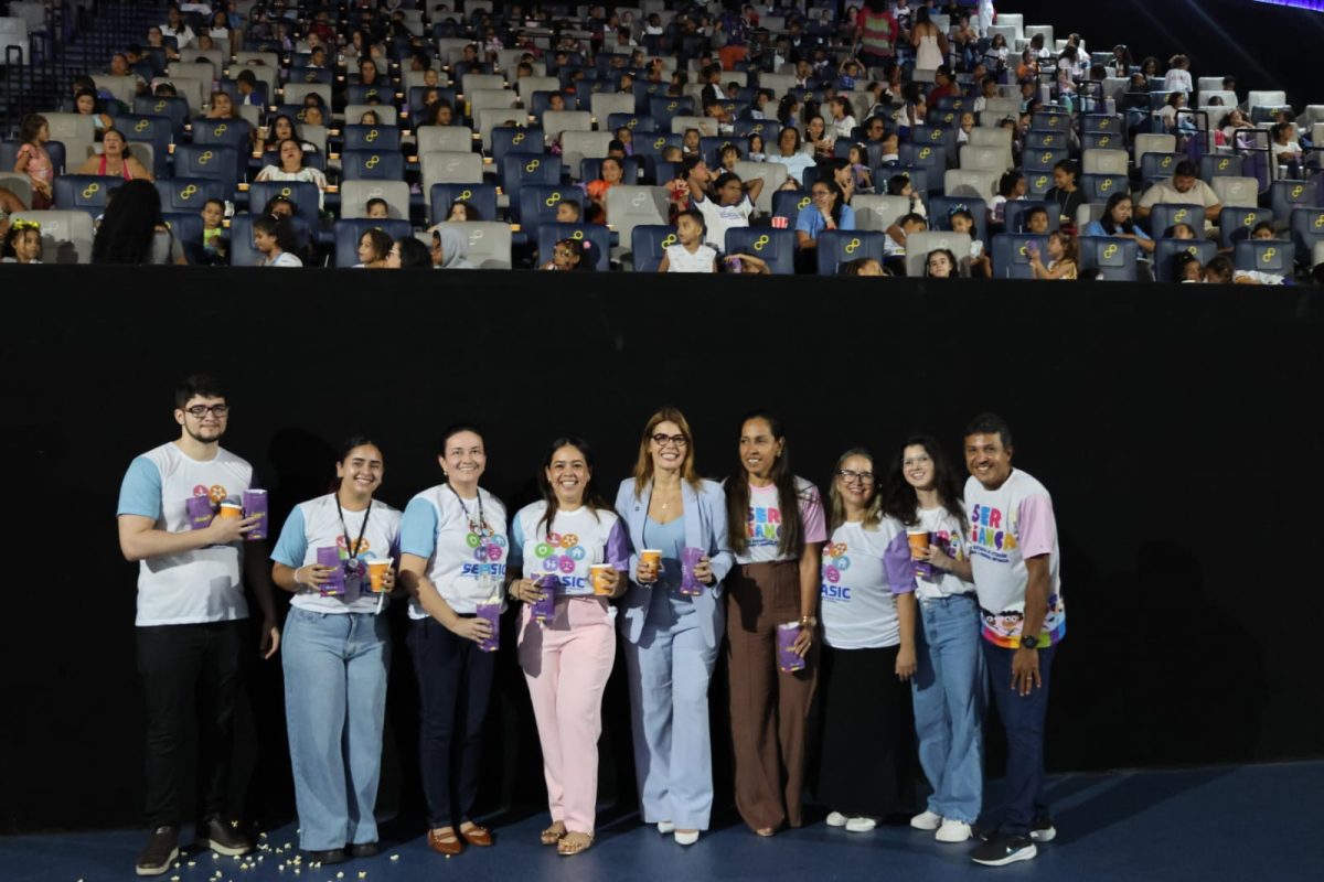 Seasic promove tarde de cinema para cerca de 300 crianças de sete instituições