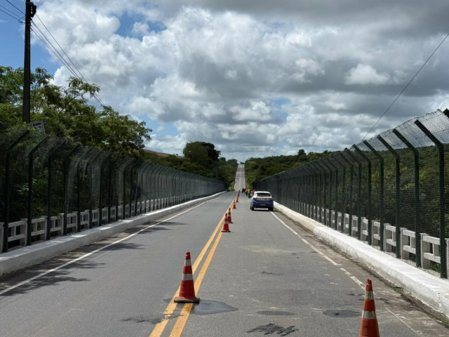 Guarda-corpos concluídos reforçam segurança da ponte entre Lagarto e São Domingos