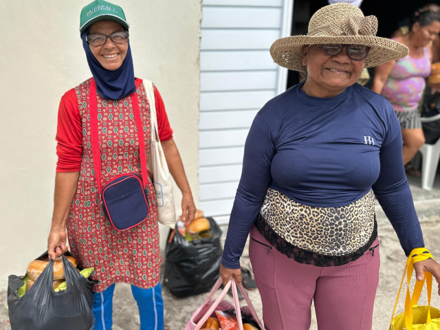 PAA Quilombola entrega cinco toneladas de alimentos a 250 famílias na Barra dos Coqueiros