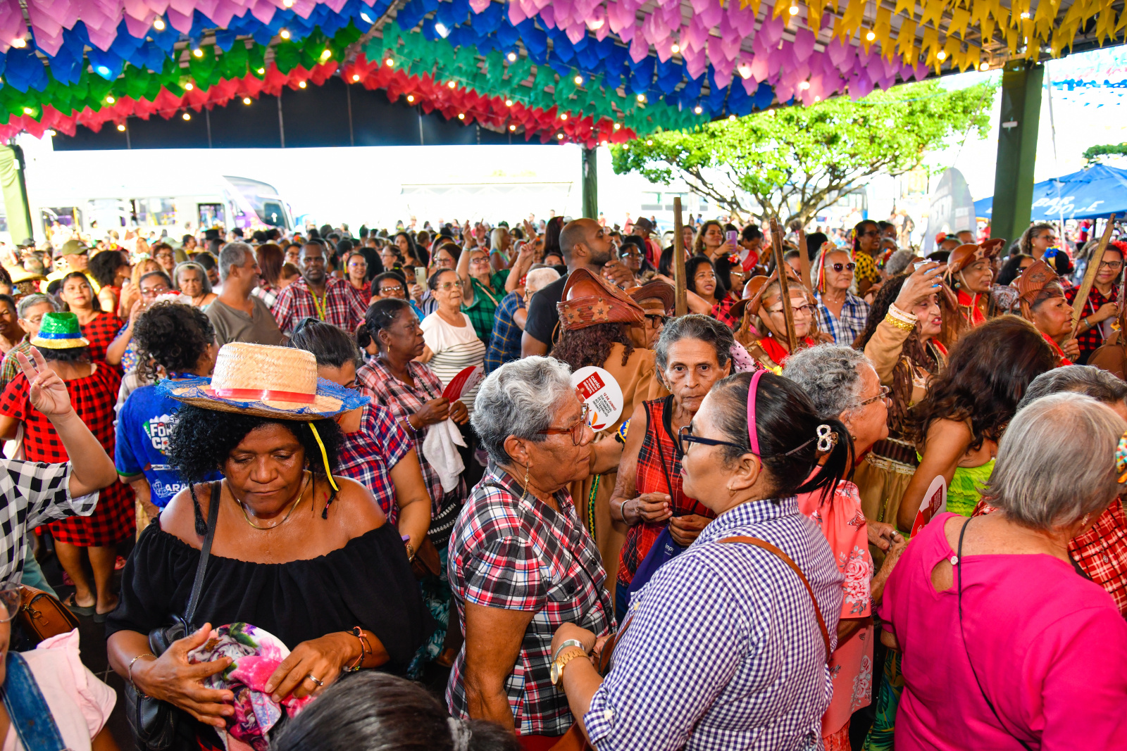 1º Forró da Pessoa Idosa celebra cultura e convivência no Centro de Aracaju
