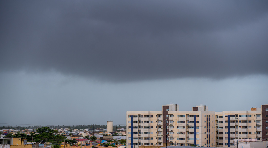 Alerta: chuvas moderadas a intensas ameaçam litoral e agreste de Sergipe
