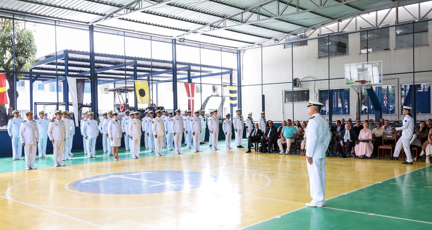 Aracaju Celebra o Dia da Marinha com Presença do Secretário Radamés Passos